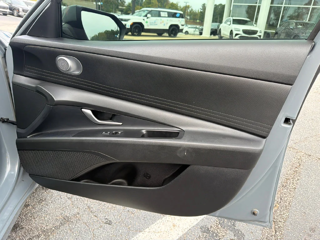 Used 2023 Gray Hyundai SEL image 14