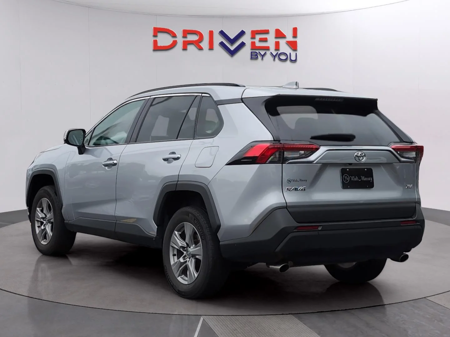 Used 2024 Silver Sky Metallic Toyota XLE image 3