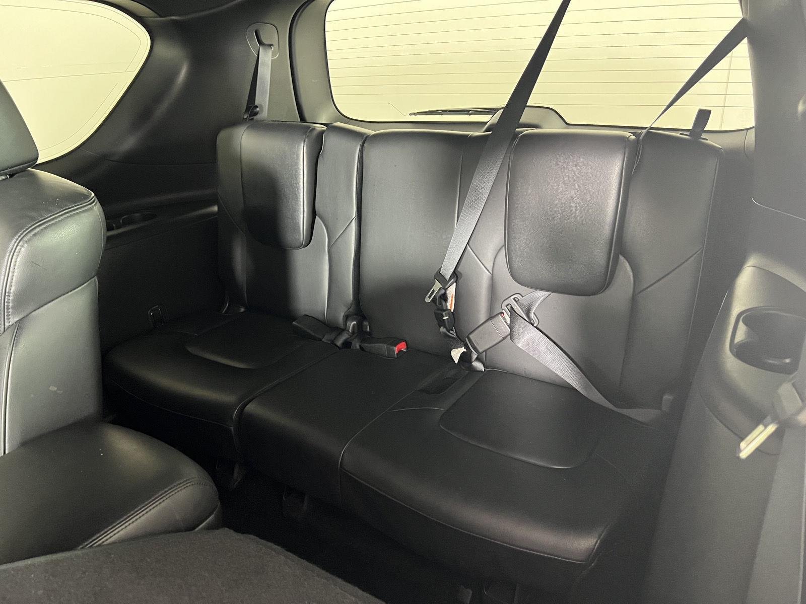 Used 2023 Gun Metallic Nissan SL image 32