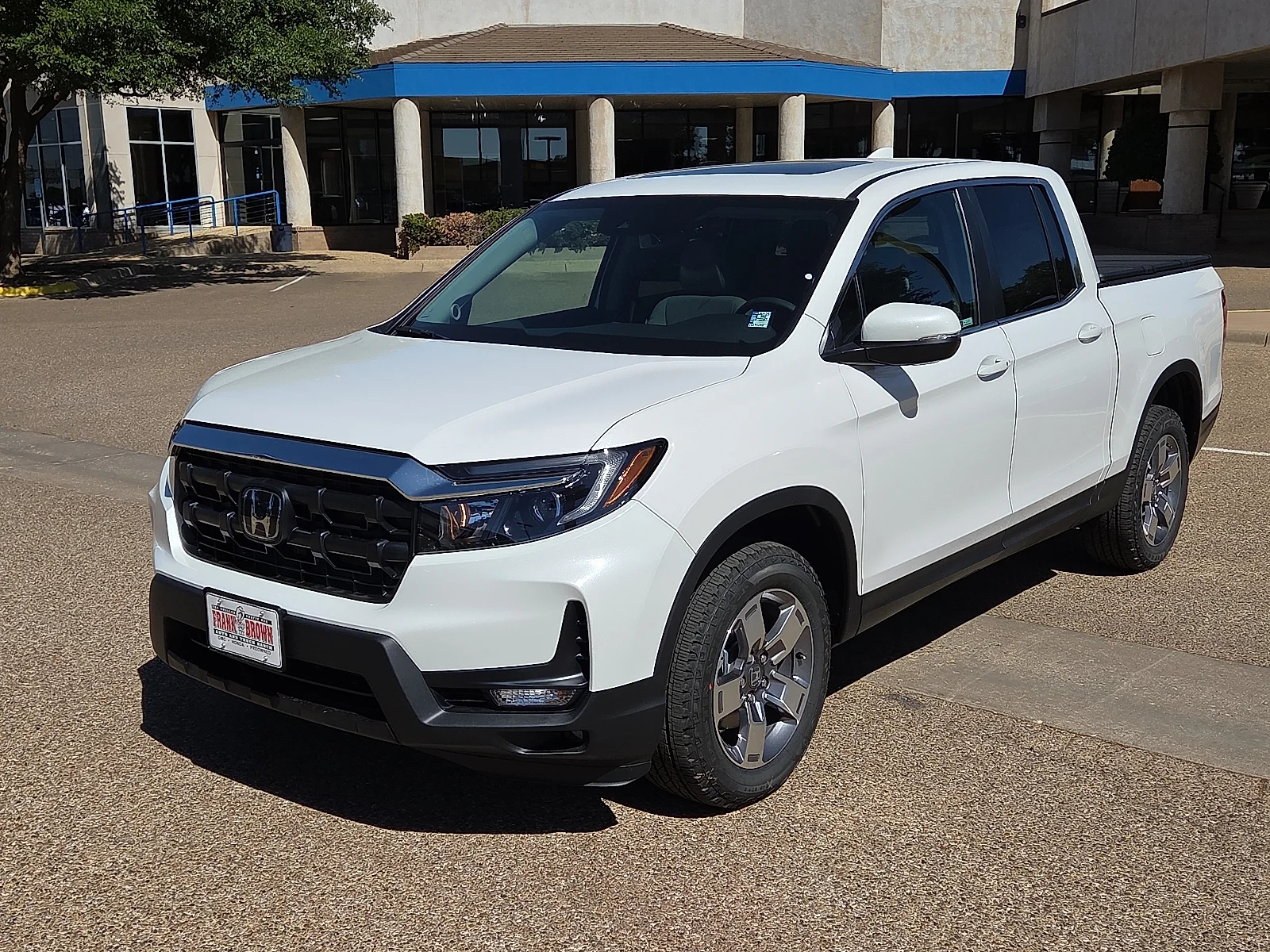 2026 Honda Ridgeline RTL AWD's photo