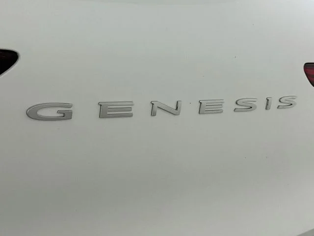 New 2027 Genesis GV70 2.5T Select