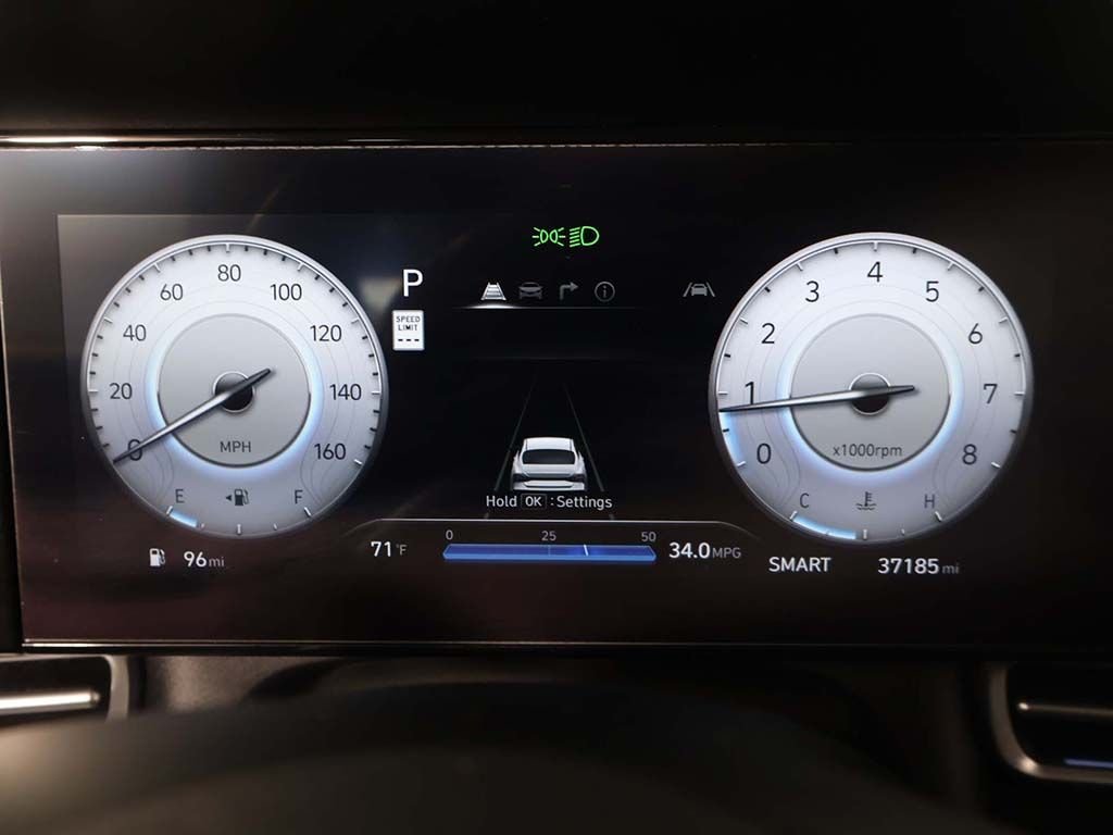 Used 2025 Black Hyundai SEL Convenience image 36
