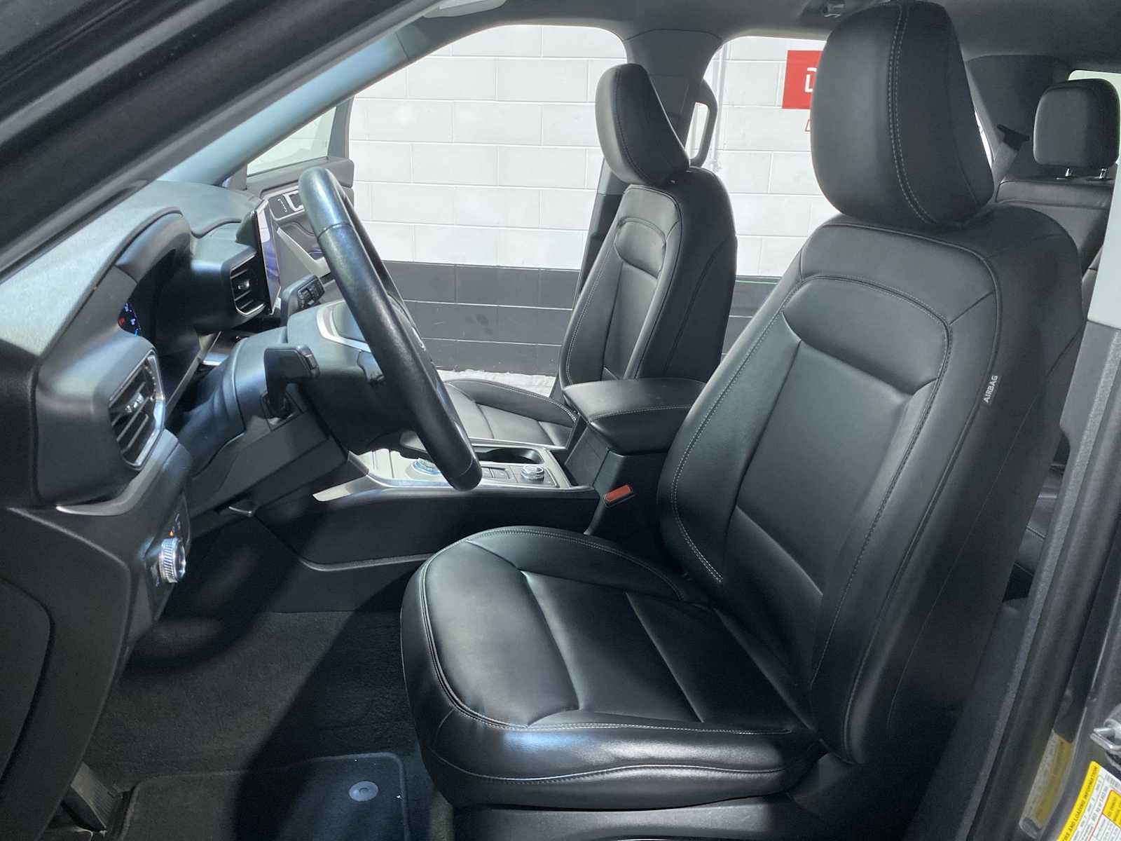 Used 2022 Carbonized Gray Metallic Ford XLT image 11