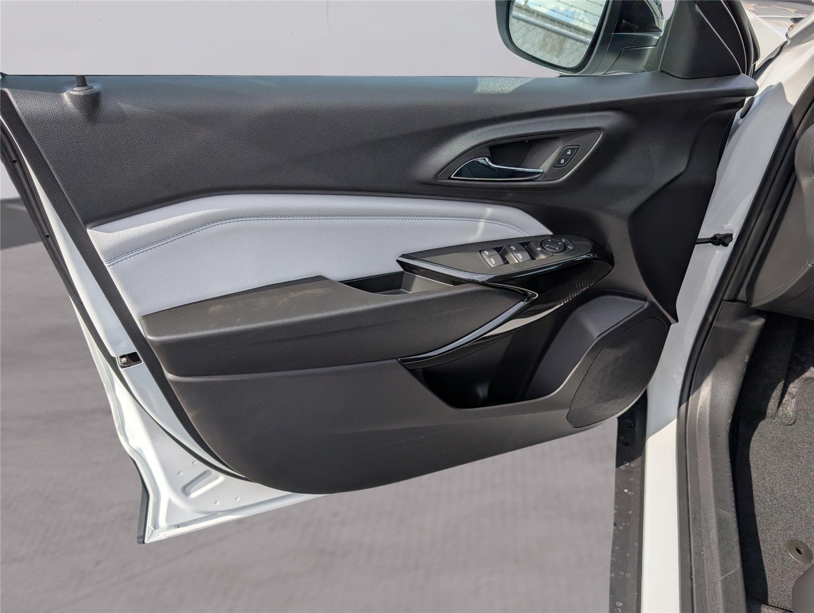 New 2026 Summit White Chevrolet LT image 33