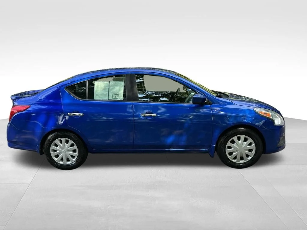 Used 2016 Blue Nissan 1.6 SV image 7
