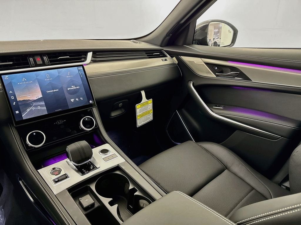 2026 Jaguar F-Pace R-Dynamic S - Photo 24