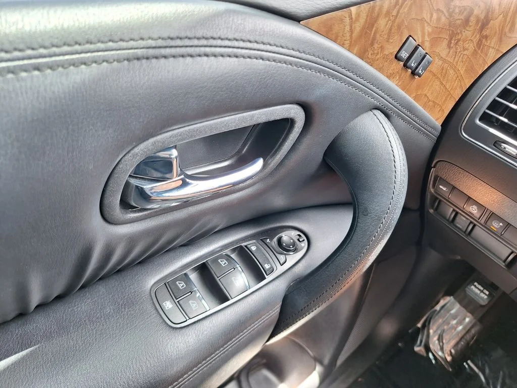 Certified Used 2023 Silver Nissan SL image 16