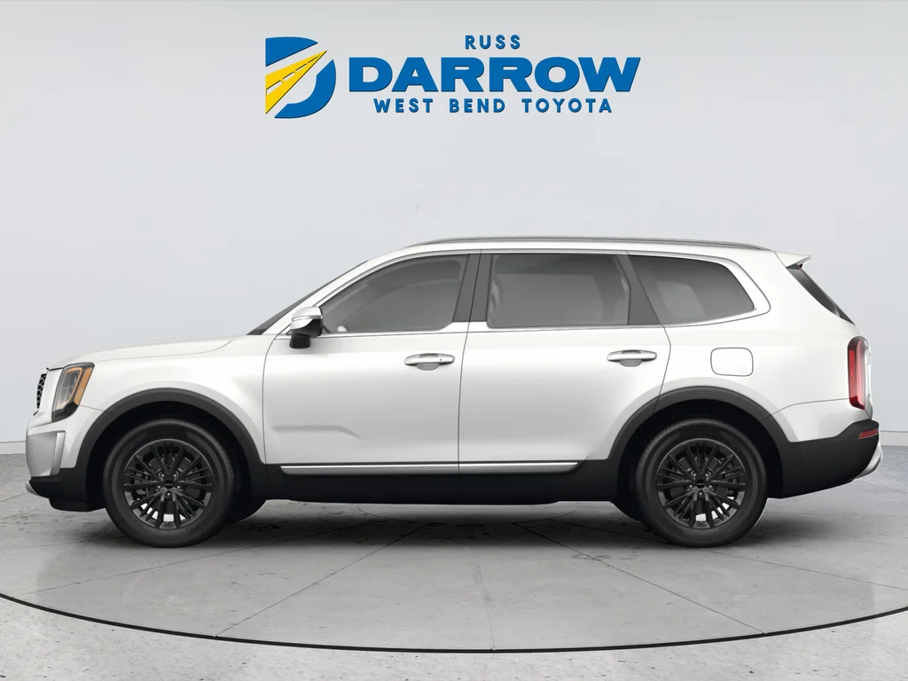 Used 2022 White Kia SX image 2