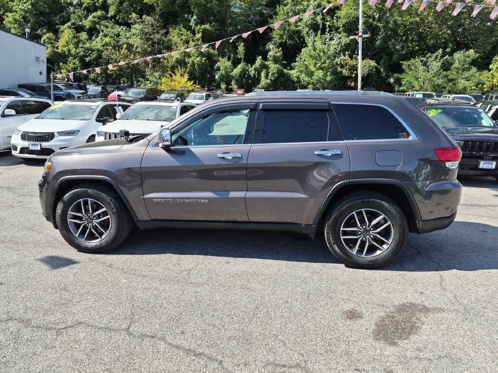 Used 2020 Gray Jeep Limited image 10