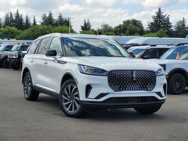 2026 Lincoln Aviator Premiere AWD's photo