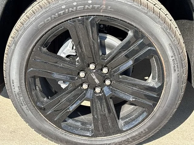 New 2027 Ebony Twilight Metallic GMC Elevation image 10