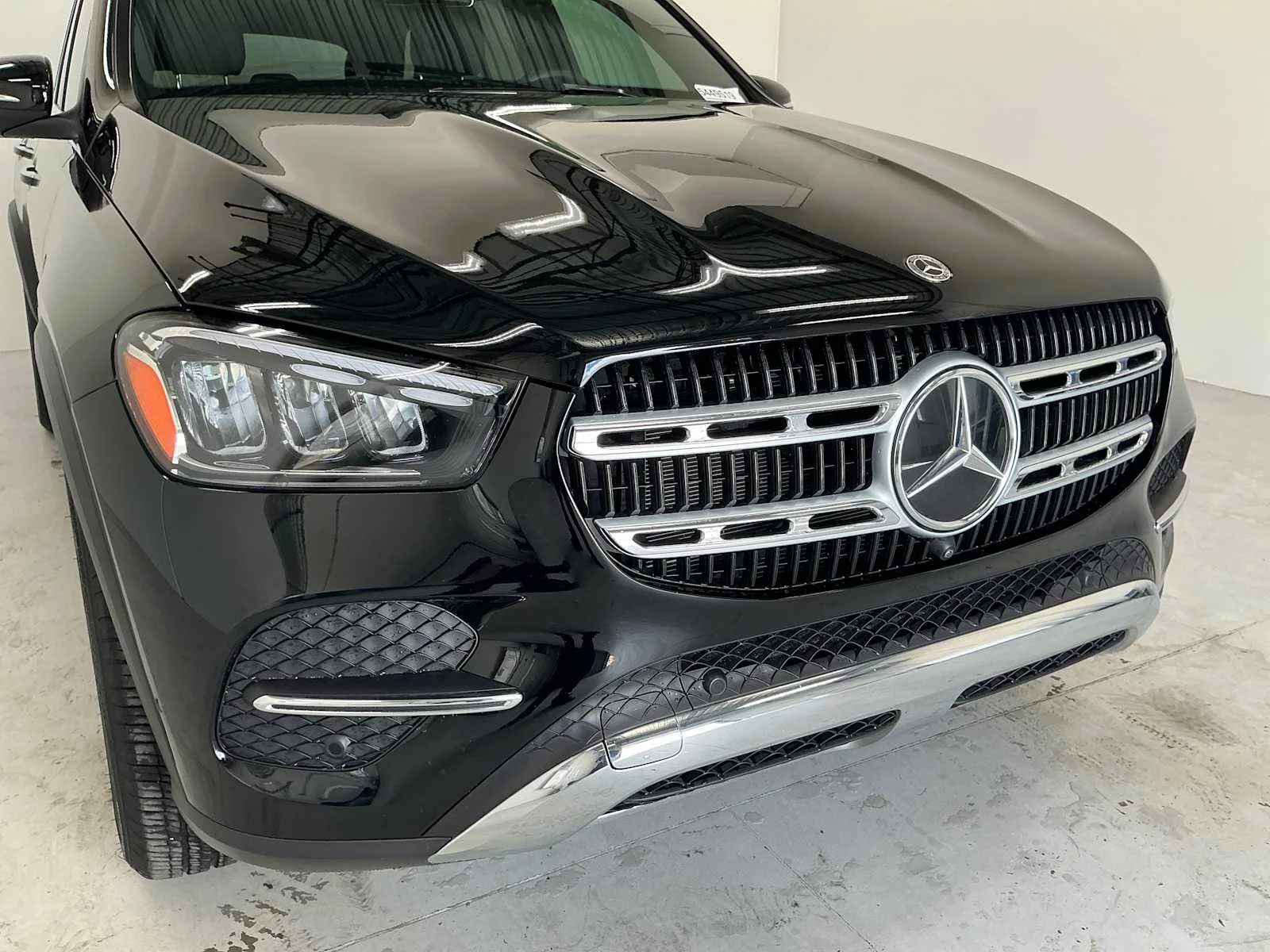 Certified Used 2026 Black Mercedes-Benz GLE 350 image 5