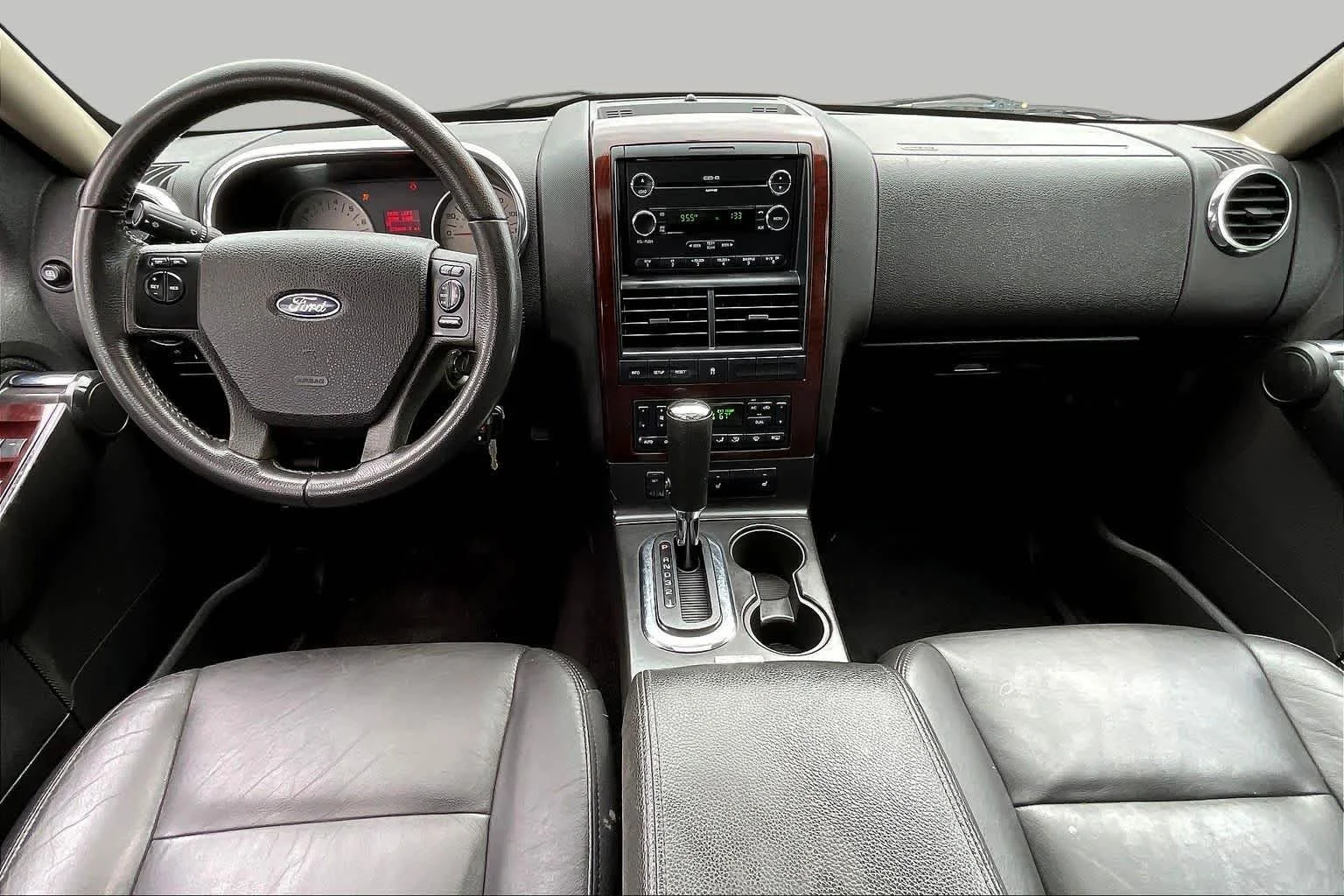 Used 2009 Black Ford Limited image 14