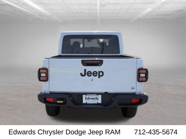 New 2026 Bright White Clear-Coat Exterior Paint Jeep 85th Anniversary Edition image 7