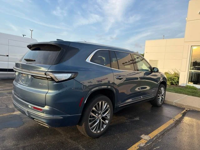 Used 2025 Blue Buick Avenir image 4