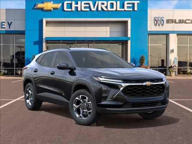 2026 Chevrolet Trax LT - Photo 7