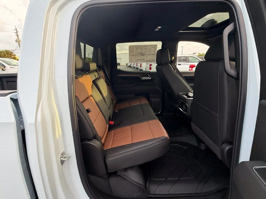 New 2026 Polar White Tricoat Chevrolet High Country image 13