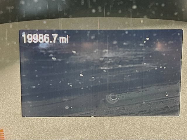 Used 2022 White Ford SE image 7