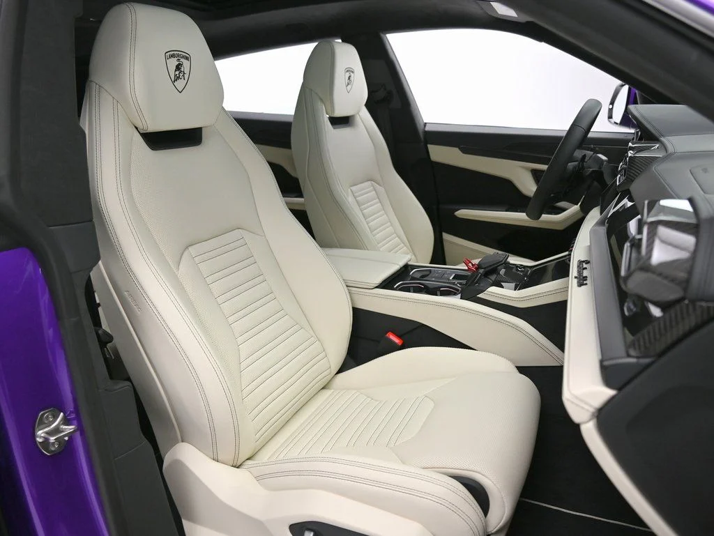 2025 Lamborghini Urus SE - Photo 13