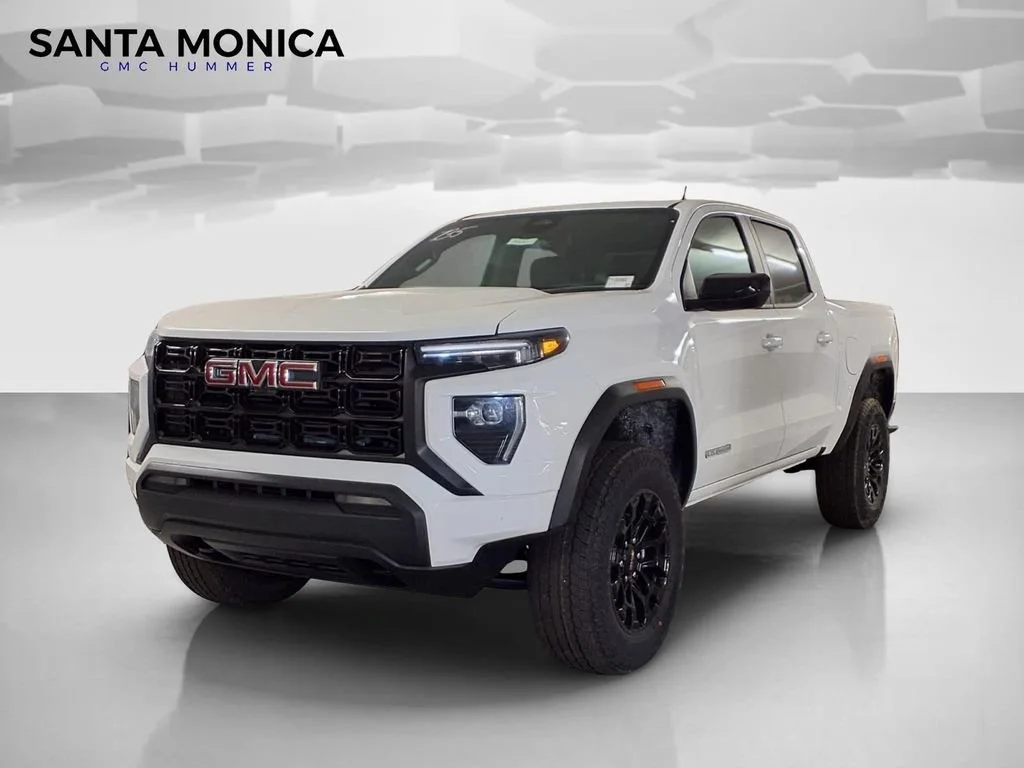 2026 GMC Canyon 2WD Elevation Crew Cab Short Box's photo