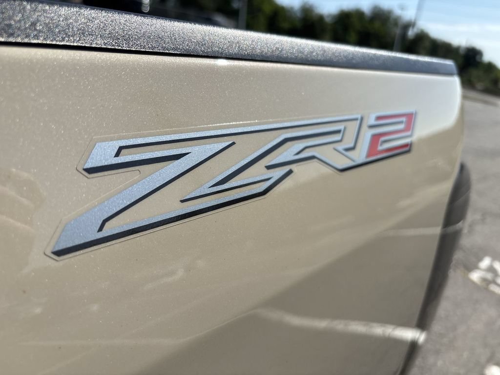 Used 2022 Sand Dune Metallic Chevrolet ZR2 image 36