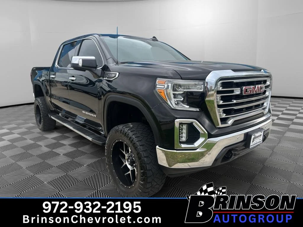 2021 GMC Sierra 4WD Crew Cab Short Box SLT's photo
