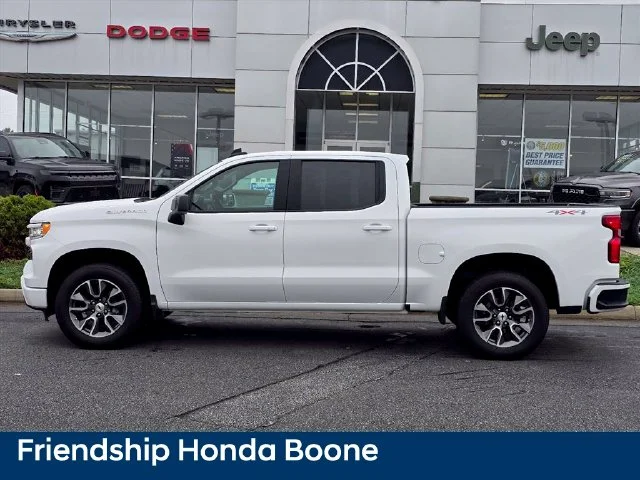 Used 2024 White Chevrolet RST image 23