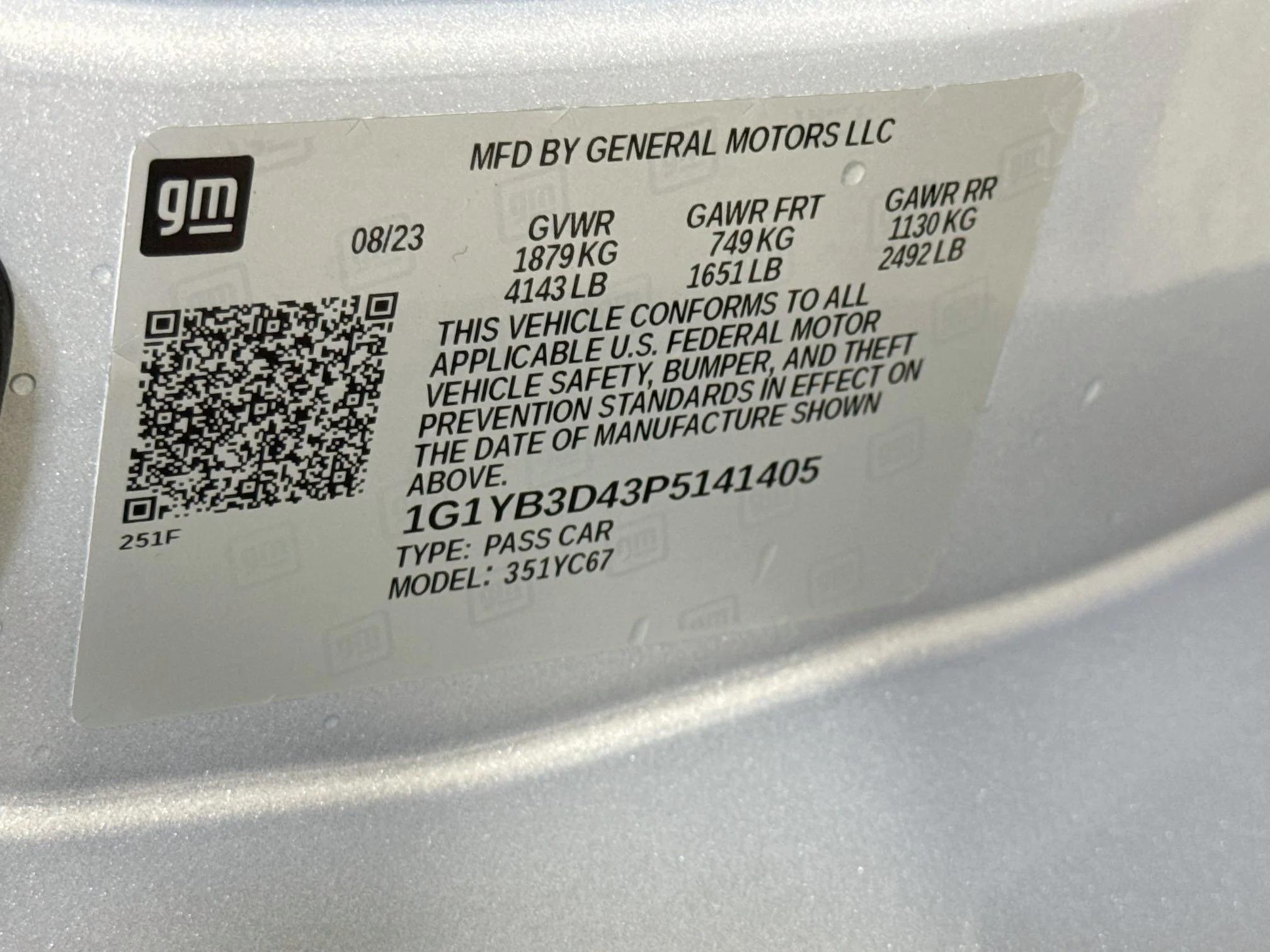 Used 2023 Silver Flare Metallic Chevrolet 2LT image 31