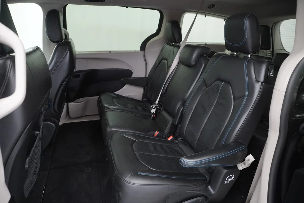 Certified Used 2021 Gray Chrysler Touring L image 18