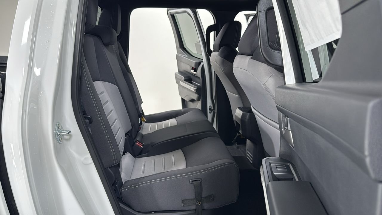 2025 Toyota Tacoma TRD Off Road - Photo 17