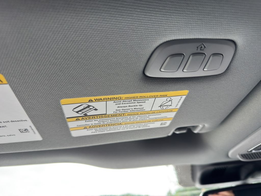 Used 2025 Avalanche Ford LARIAT image 30