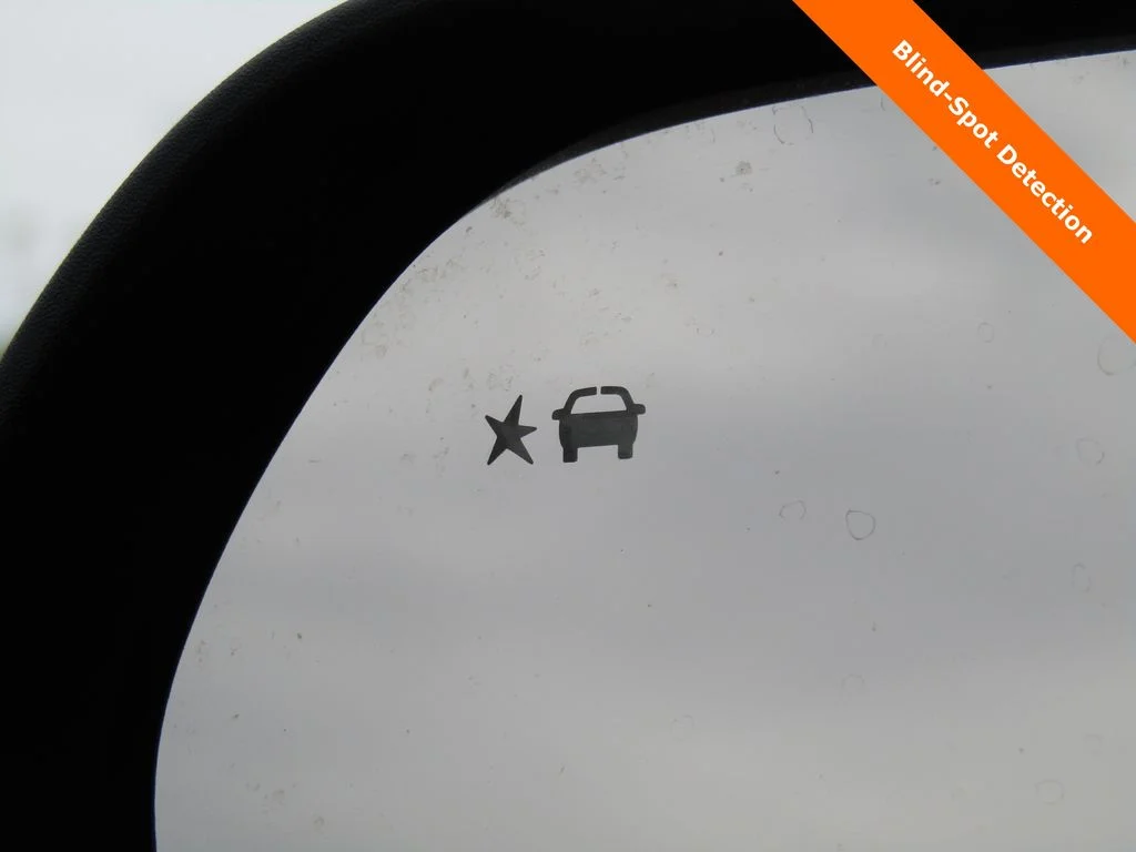 Used 2024 Black GMC Elevation image 8