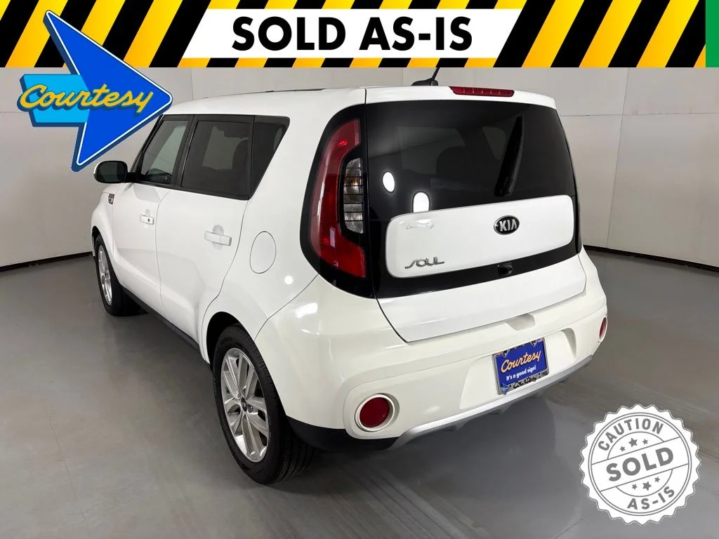 Certified Used 2018 White Kia Plus image 6