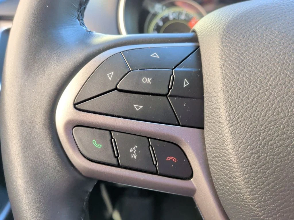 2021 Jeep Cherokee Latitude Lux - Photo 19