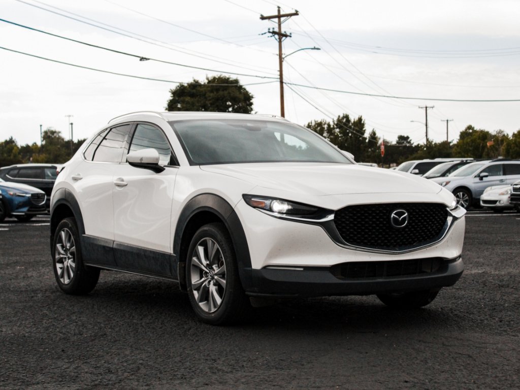Used 2020 Snowflake White Pearl Mica Mazda Premium Package image 3