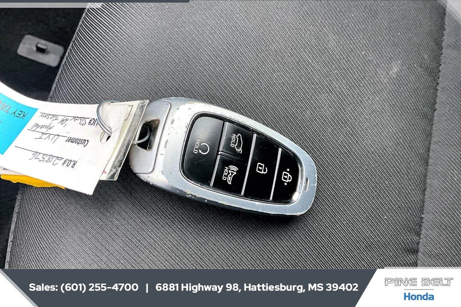 Used 2024 Shimmering Silver Hyundai SEL image 9