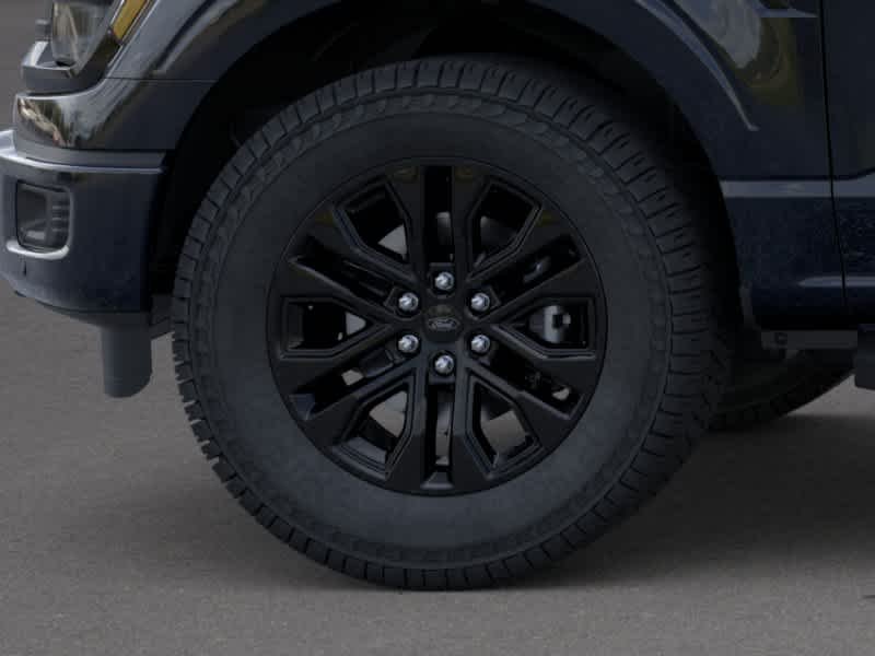 New 2026 Agate Black Metallic Ford XLT image 19