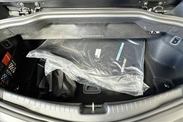 New 2027 MANUFAKTUR exclusive graphite grey magno Mercedes-Benz AMG® CLE 53 image 52