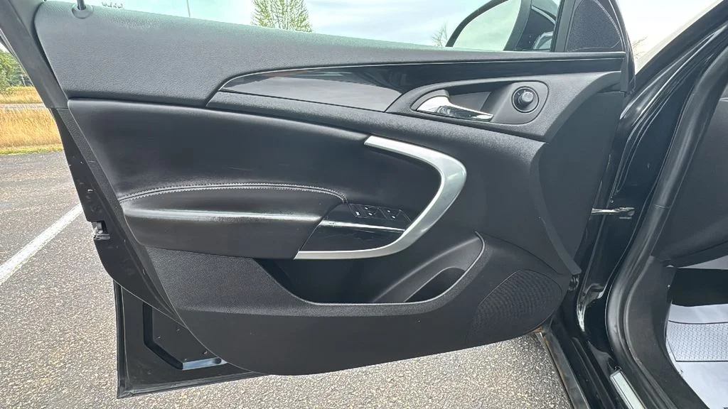 Used 2013 Black Buick Premium I image 19