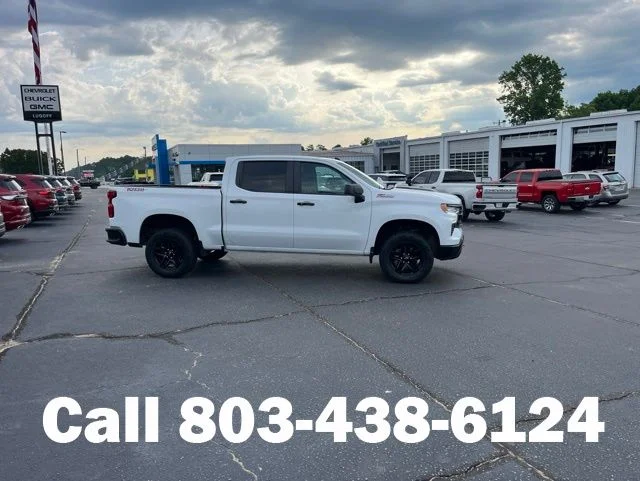 Used 2022 White Chevrolet LT Trail Boss image 2