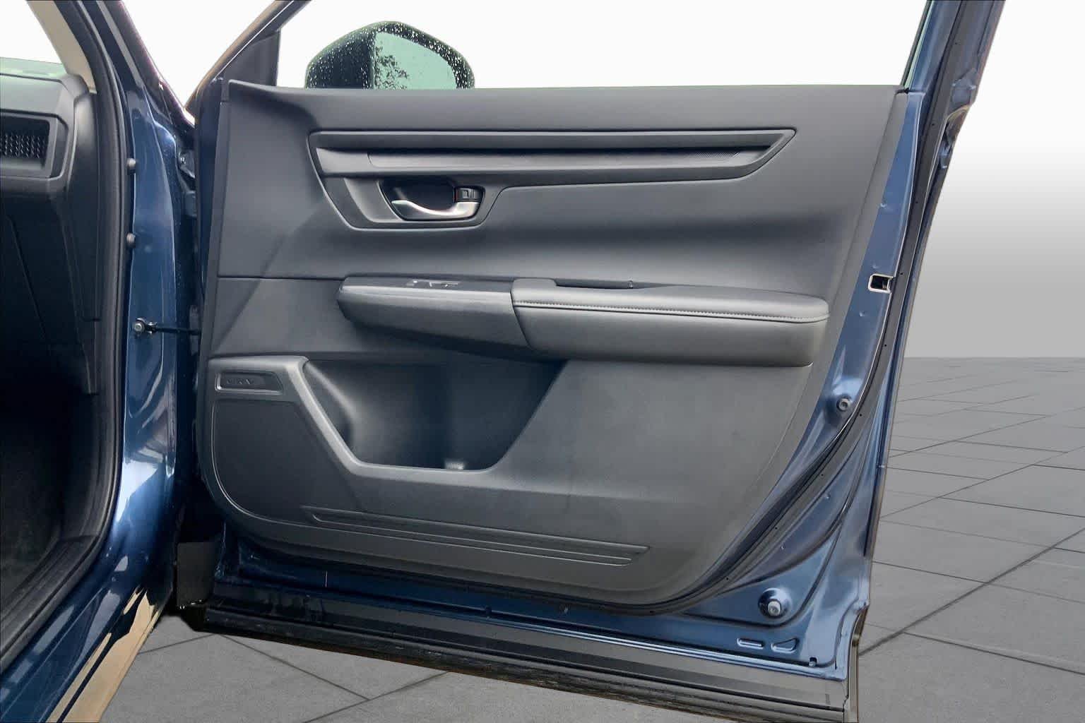 Used 2024 Canyon River Blue Metallic Honda EX image 22