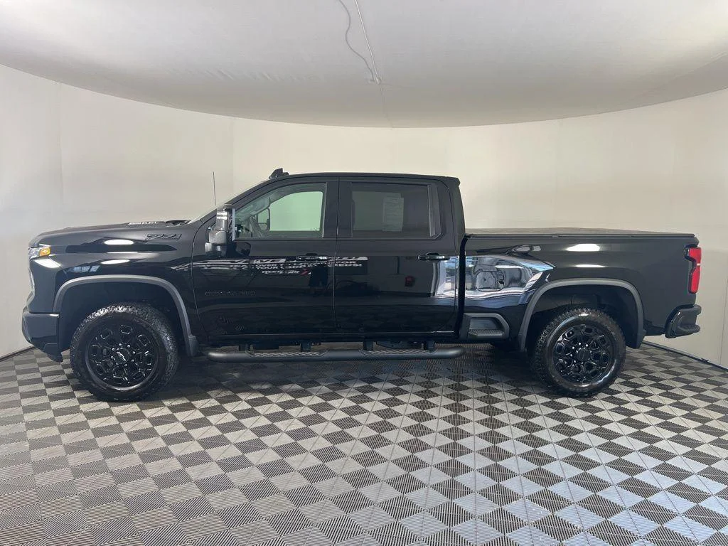 Used 2024 Black Chevrolet LTZ image 29