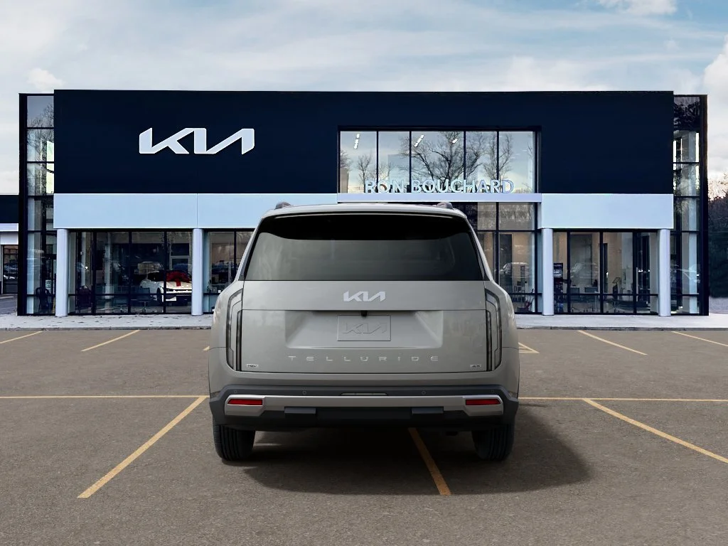 New 2027 Ivory Silver Kia EX image 5