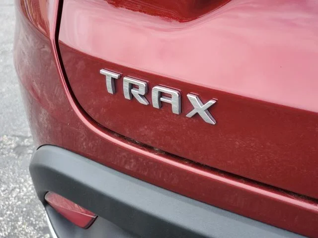 2025 Chevrolet Trax LT - Photo 30