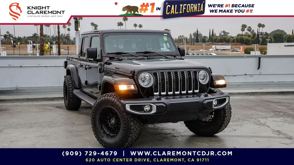 2022 Jeep Gladiator Overland's photo