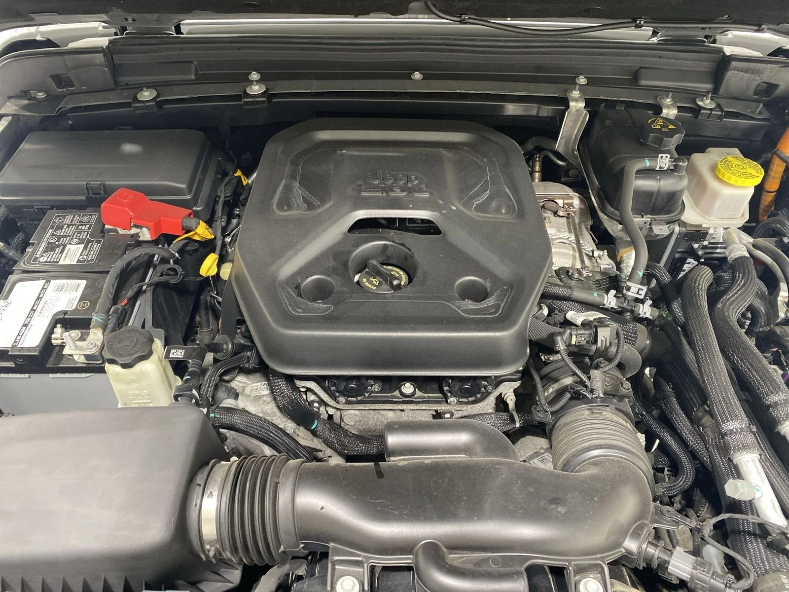 Used 2023 Gray Jeep Sahara 4xe image 25