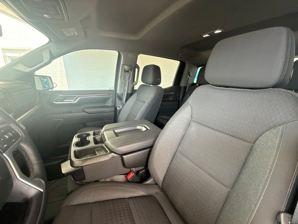 Used 2023 Gray Chevrolet LT image 29