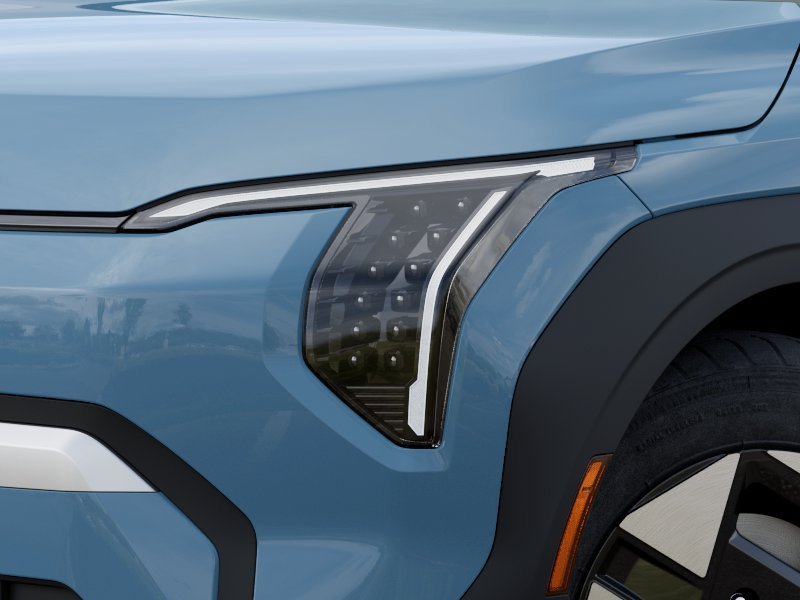 New 2027 Frost Blue Kia Wind image 10