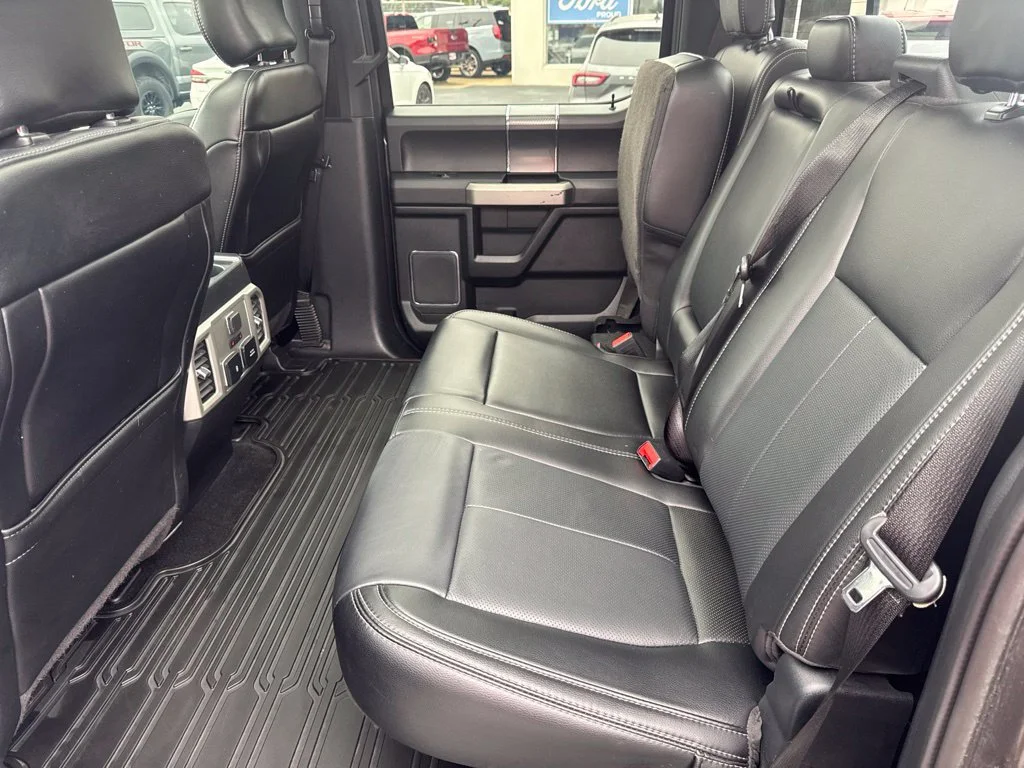 Certified Used 2020 Magnetic Metallic Ford Lariat image 32