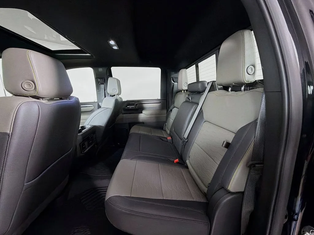 Used 2025 Black Chevrolet ZR2 image 20
